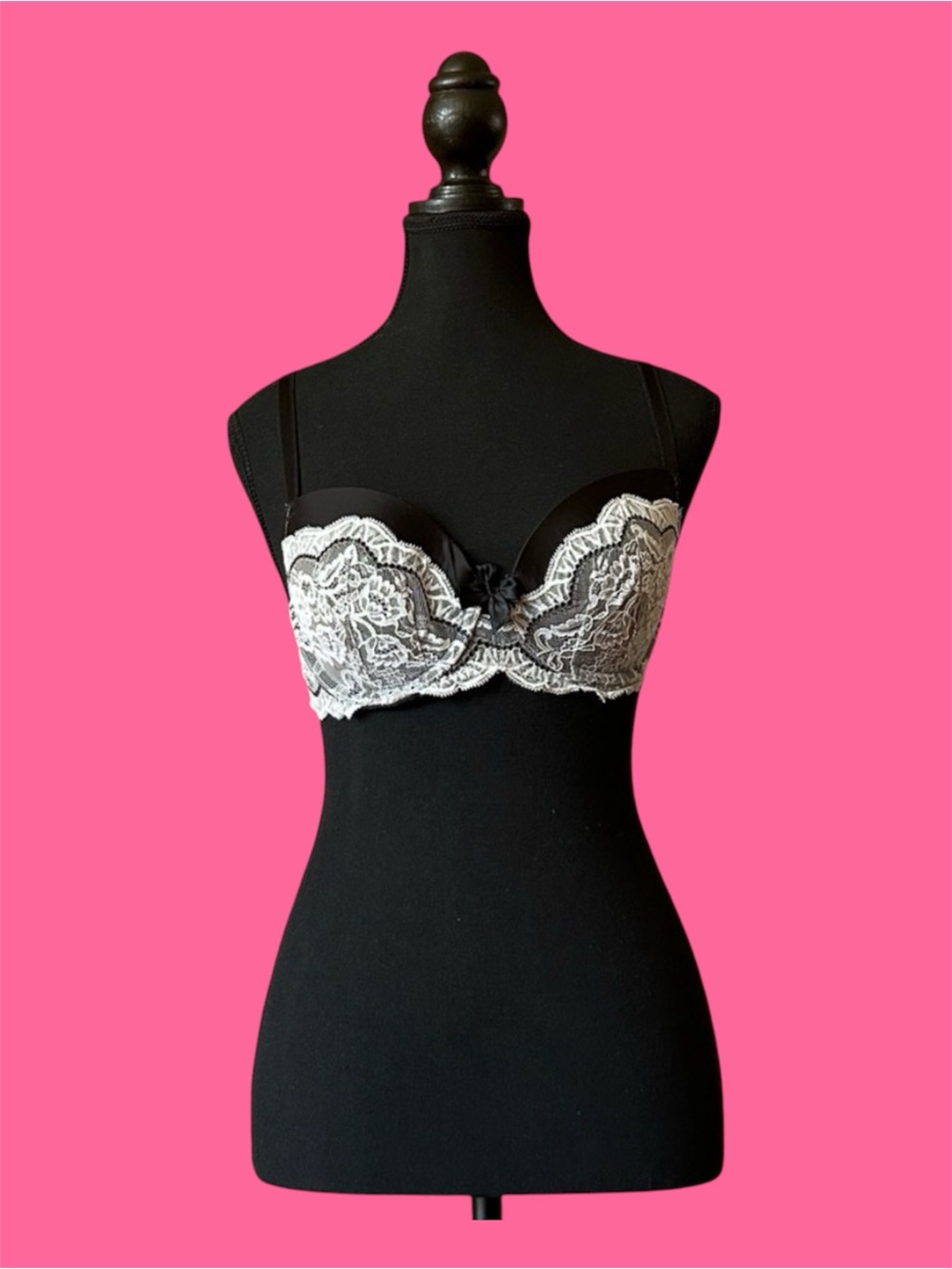 ⚜️(34D) Victoria’s Secret Lace Bra⚜️